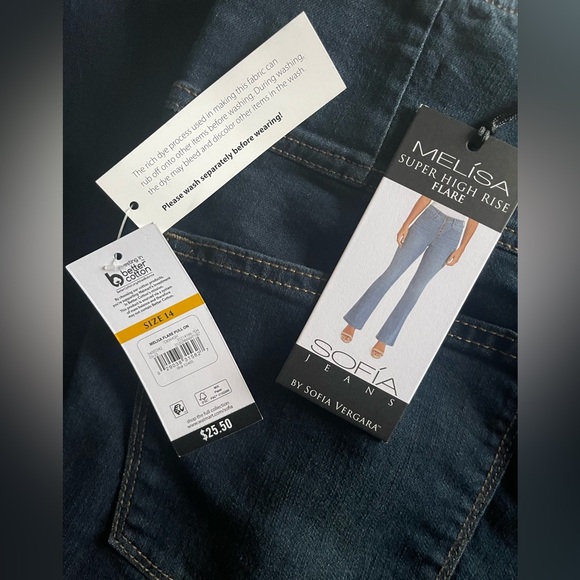 NWT Melisa Super High Rise Flare Pull on Jeans by Sofia Vergara - Size 14 - Picture 5 of 5